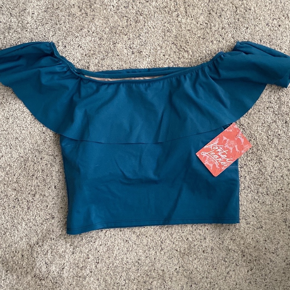 Kortni Jeane Ruffle Top
